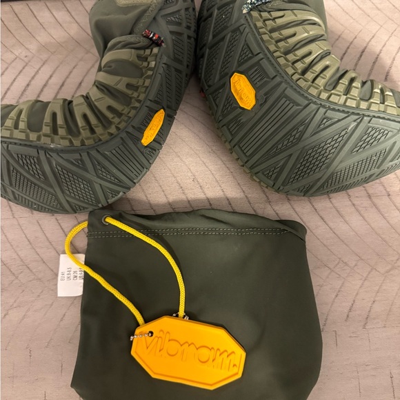 Vibram Shoes - Vibram Women's Shoes in Olive Green and Yellow